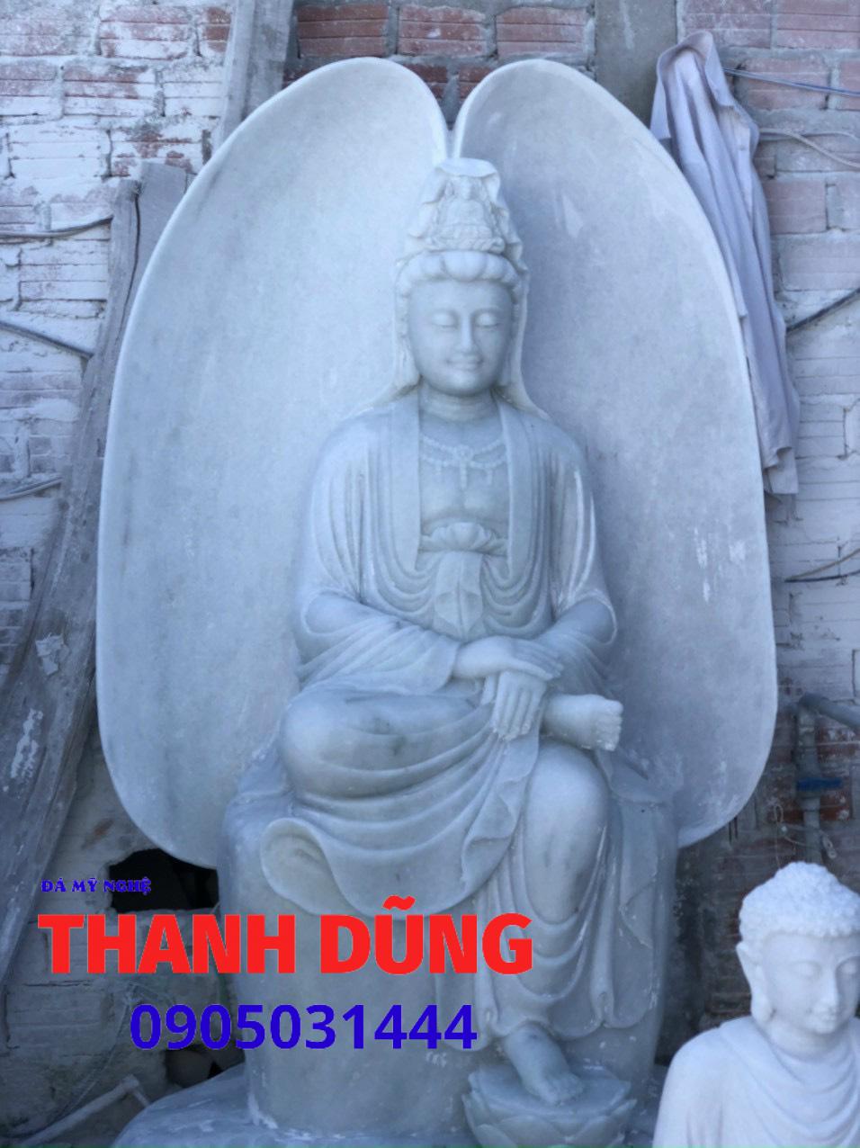 Tượng Quan Âm Tự Tại ngồi