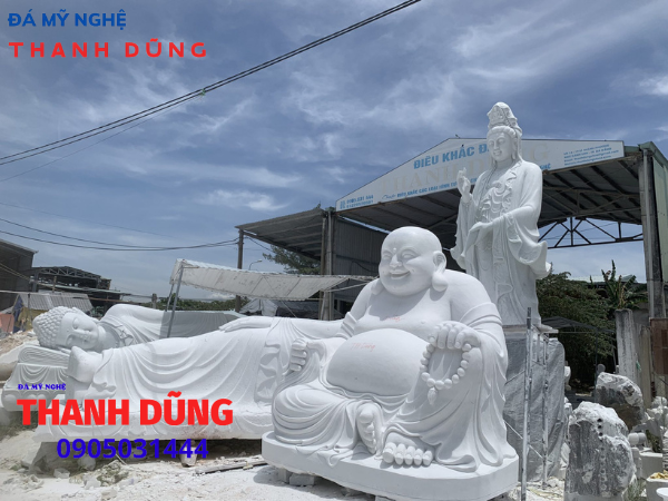 Tượng đá phật di lặc